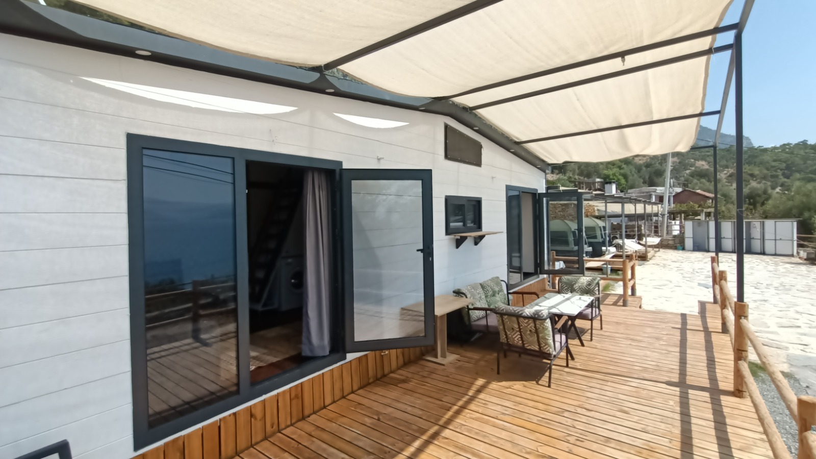 akbuk-ozgur-tiny-house-tatili